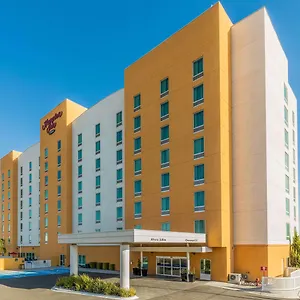 Hotel Hampton By Hilton Tecnologico, Queretaro