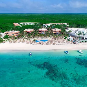 **** Resort Grand Oasis Tulum Riviera Mexico