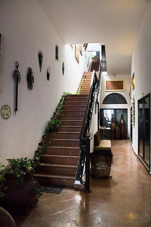 Hotel Suites Sofia Querétaro